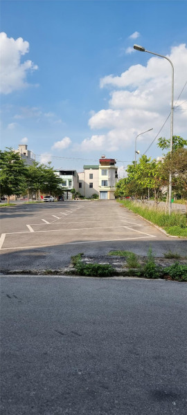 BÁN DUY NHẤT 1 LÔ - Làn 2 NGUYỄN QUYỀN, ĐẠI PHÚC - tặng kèm Bãi đỗ xe MÊNH MÔNG - GIÁ 4 tỷ x