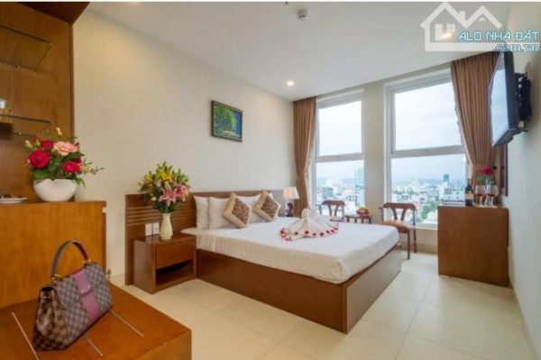 Cho Thuê khách sạn 4 sao Đường Nguyễn Văn Thoại  80 Phòng