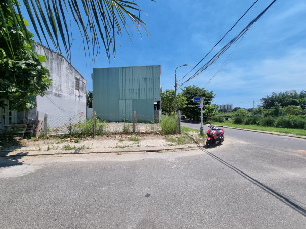 Mình cần bán lô đất 2 mặt tiền 5m5 Chơn Tâm 6 , Phường Hoà Minh ,  Liên Chiểu , Đà Nẵng