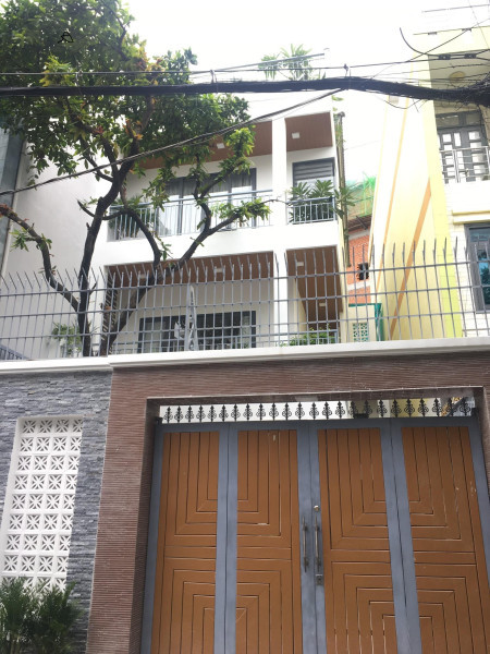 Nhà Mới 3 Tầng, Góc 2 MT đường Giang Văn Minh giá 6.8 tỷ TL TRỰC TIẾP