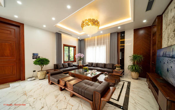 Bán nhà đường Hà Huy tập, gần Điện Biên Phủ, Đối diện trường học, cho thuê 12 triệu/tháng