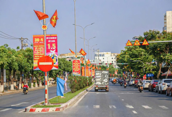 Chính chủ gửi bán lô đất mặt tiền đường 2/9 , Phường Hòa Cường Nam , Hải Châu , TP. Đà Nẵng ⭐⭐⭐⭐