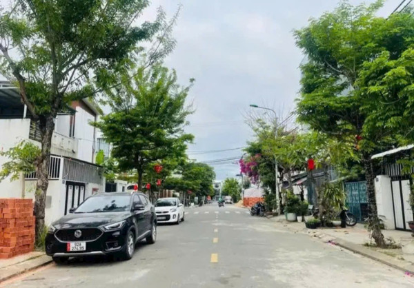 Tôi cần bán lô đất mặt tiền đường 7m5 Phạm Vấn , Phường Phước Mỹ , Quận Sơn Trà , Đà Nẵng ⭐⭐⭐