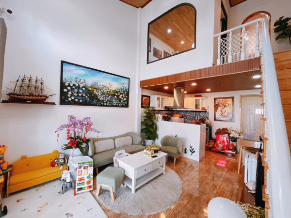 Nhà 4 Tầng đối diện chợ Hòa Khánh, đường Âu Cơ, 110m2 giá 18 tỷ TL