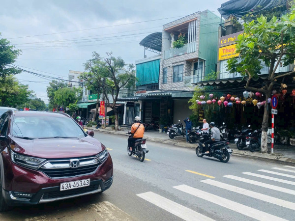 Mình cần bán lô đất mặt tiền đường 10m5 Lê Tấn Trung , Phường Sơn Trà ( VỊ TRÍ KINH DOANH TỐT ) ⭐⭐⭐