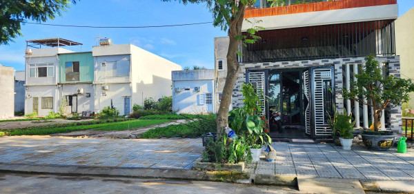 Bán đất Đông Trà,  1 Cặp đường Nguyễn Trọng Hợp