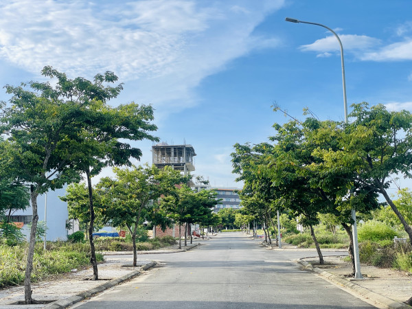 Bán đất khu V5 khu FPT City Đà Nẵng trục thông thẳng ra sông. Giá tốt nhất thị trường