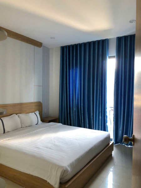 Cho thuê tòa căn hộ 14 căn gần biển Mỹ Khê, ngay phố đi bộ