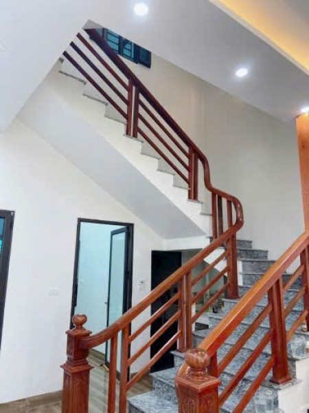 Mình cần bán nhà 3 tầng rộng 114m kiệt 3m Ngô Quyền , Khu An Hải Bắc ( GẦN SÔNG HÀN ) ⭐⭐⭐⭐