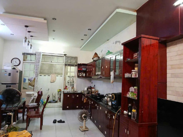 Bán nhà mặt phố Nguyễn Thị Minh Khai, Hải Châu, Đà Nẵng. DT 92m2, 4 tầng, 20 tỷ, Sổ Đỏ. LH: 0932514255