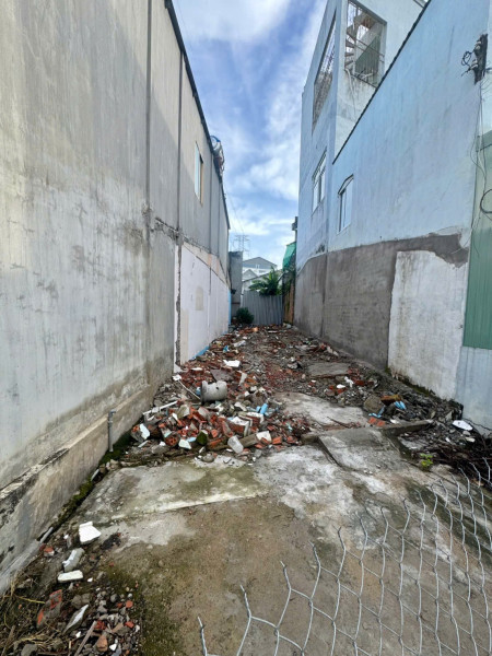 Gia đình cần tiền bán gấp lô đất kiệt ô tô Nguyễn Phan Vinh , Phường Sơn Trà ( CÁCH BIỂN 500M ) ⭐⭐⭐