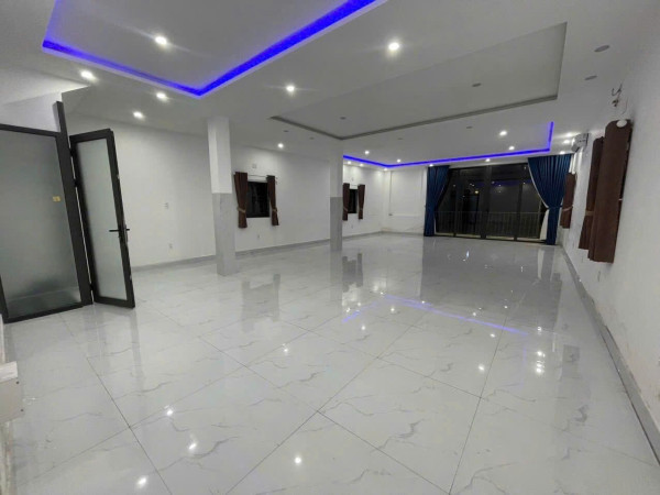 Cho thuê nhà mặt tiền Hồ Xuân Hương, gần Võ Nguyên Giáp Cho thuê nhà mặt tiền Hồ Xuân Hương, gần Võ Nguyên Giáp