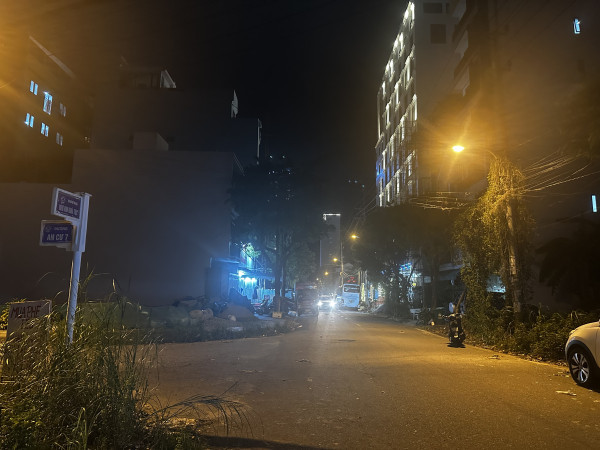 ❌ HÀNG HIẾM❌LÔ GÓC 2MT ĐÔNG KINH NGHĨA THỤC -117m2(6.8x18)- Giá : 26 tỷ - Em Huy Lvcc .