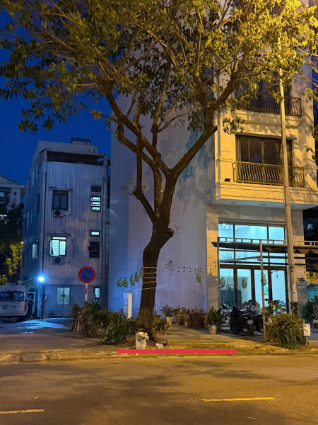 BÁN GÓC 2 MẶT TIỀN NGUYỄN ĐỨC AN, 200M2, CÁCH BIỂN CHỈ 100M NGAY HAI TÒA THÁP ĐÔI CỦA SUN