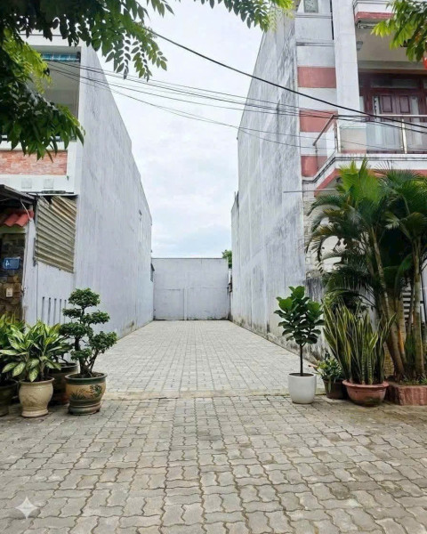 Tôi cần bán nhà mặt tiền đường 7m5 Hồ Sỹ Phấn , Phường Sơn Trà , TP. Đà Nẵng  ⭐⭐⭐⭐⭐