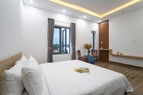 Village Khách Sạn Cho Thuê ,  12 Phòng, Đường Hoàng Bình Chính