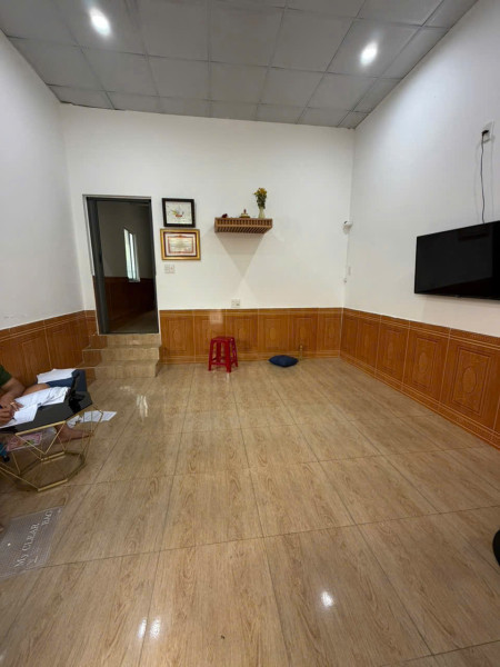 CHÍNH CHỦ BÁN NHÀ CÁCH MẠNG THÁNG 8 - KIỆT Ô TÔ 6m - NỞ HẬU ĐẸP