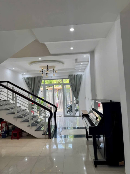 Chính chủ gửi bán nhà 3 tầng mặt tiền đường 10m5 Trần Nhân Tông , Phường Sơn Trà , TP. Đà Nẵng ✨️✨️