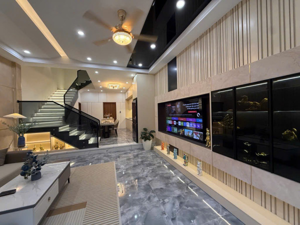 Cần bán nhà 2 tầng - gần biển Nguyễn Tất Thành- nhỉnh 7 tỷ