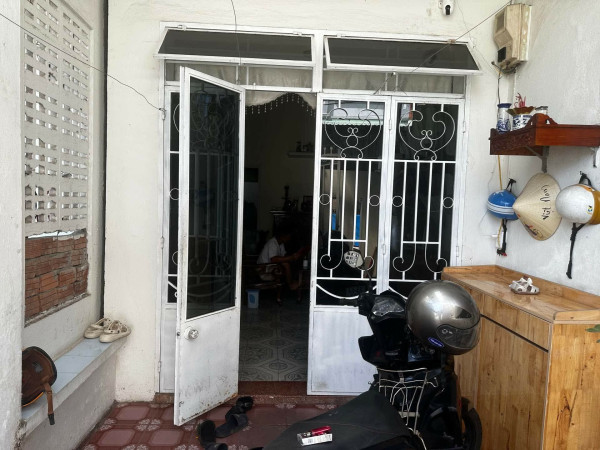 ĐẤT BIỂN – Ô TÔ TRÁNH – 92M² – 7.35 TỶ ???? Phó Đức Chính – Sơn Trà • 92m² (3 x 22) – nở hậu • Tặng n