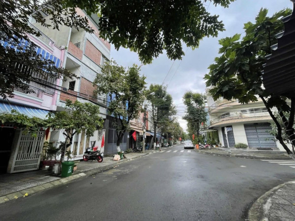 MẶT TIỀN BIỂN – ĐẤT TẶNG NHÀ – 6.85 TỶ ???? Trần Khát Chân – Sơn Trà • 72m² (4.8 x 15) • Đường 5m5 –