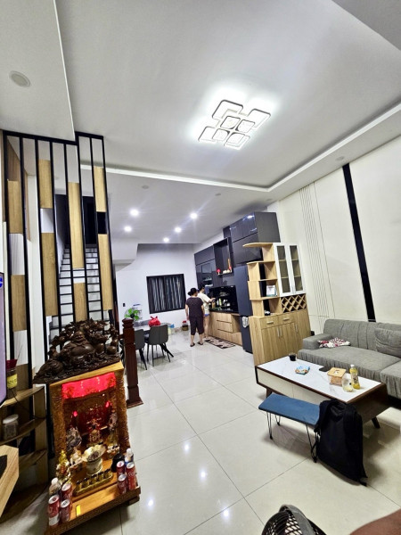 SIÊU PHẨM 3 TẦNG ĐA MẶN – XEM LÀ MÊ Đa Mặn 3 – gần Lê Văn Hiến 0762 658 925 - Phạm Hiền  70m² ngang