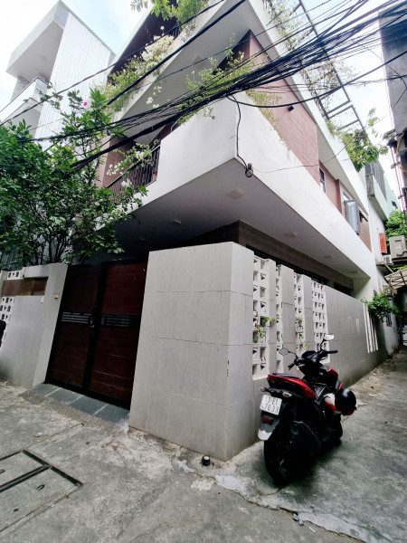 Mình cần bán nhà 3 tầng 2 mặt kiệt đường 3 Tháng 2 ( Vị Trí Gần Cầu Thuận Phước - Phường Hải Châu )