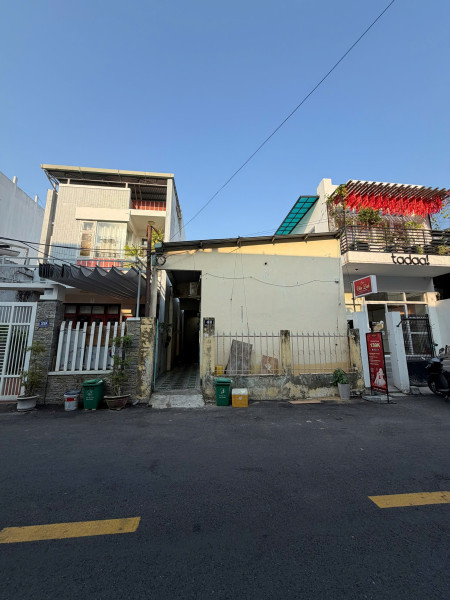 BÁN ĐẤT ĐƯỜNG PHAN THÚC DUYỆN, GẦN BIỂN MỸ KHÊ
