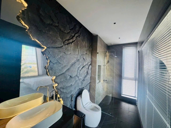 Cho Thuê Villa Góc MT Đường Trần Quốc Hoàn - P. Ngũ Hành Sơn - Tp Đà Nẵng