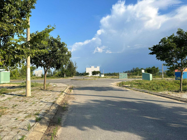 Bán đất khu đô thị số 9 Điện Ngọc , Diện Tích 147m đường 7
