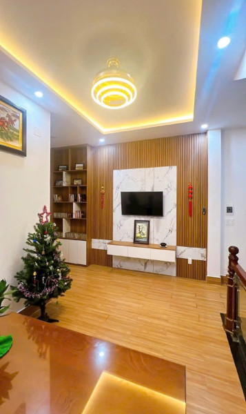 BÁN NHÀ MẶT TIỀN LÊ VĂN HIẾN GIÁ RẺ CHO KHÁCH ĐẦU TƯ