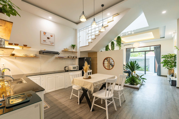 BÁN NHÀ 2 TẦNG ĐƯỜNG HOÀNG BÌNH CHÍNH, HÒA HẢI, GẦN BIỂN NON NƯỚC