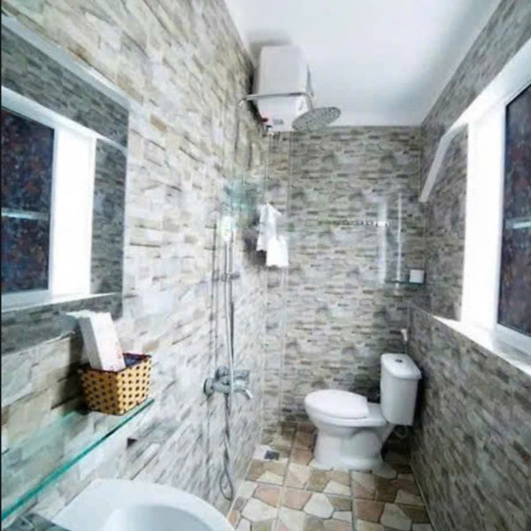 Cho Thuê Khách Sạn 5 Tầng 15 Phòng Giá 100tr, Hồ Xuân Hương