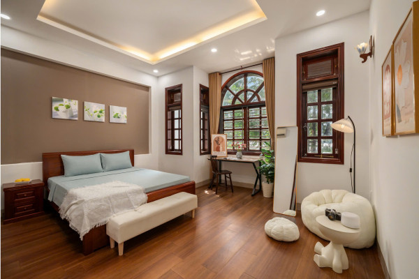 Cho thuê nhà đẹp 4 phòng ngủ gần chợ, gần biển, gần An Thượng thuận tiện