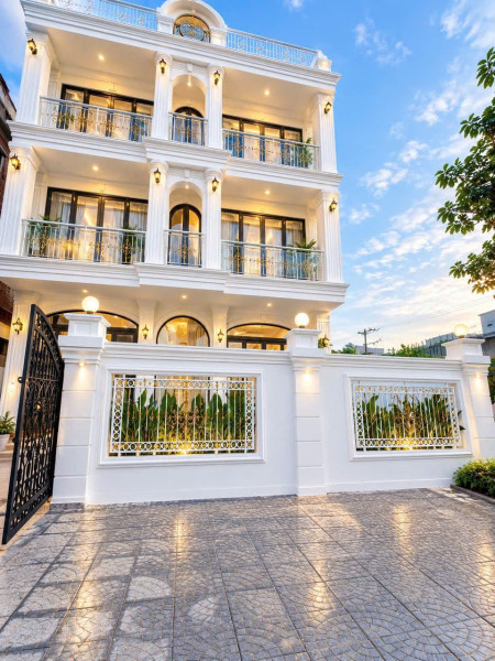 CHO THUÊ VILLA CÓ HỒ BƠI CÓ THANG MÁY DƯỜNG NGUYỄN ĐÌNH HOÀN