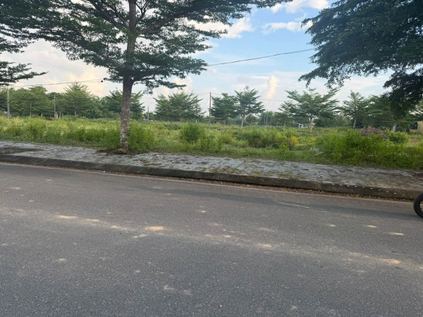 Bán Đất Khu Số 4 , Diện Tích 165m Giá 2.85 tỷ